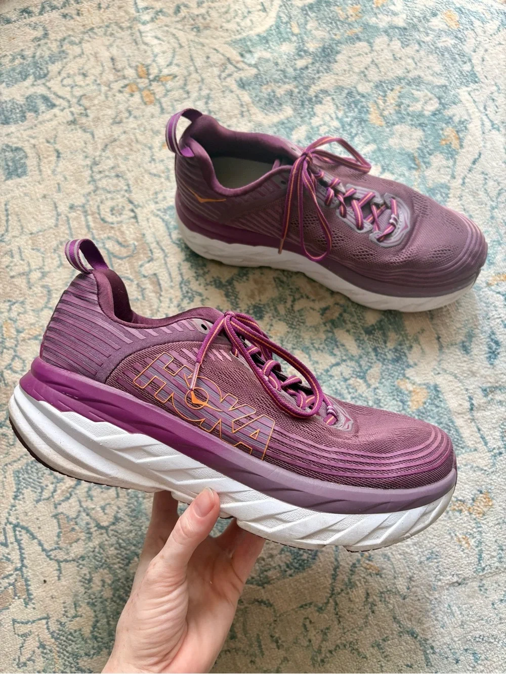Hoka Women's Bondi 6 Maximalist Running Shoe Purple Athletic Gym Shoes Size 9